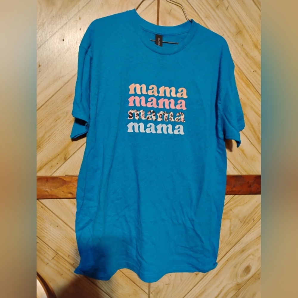 New Mama Tee Size Large